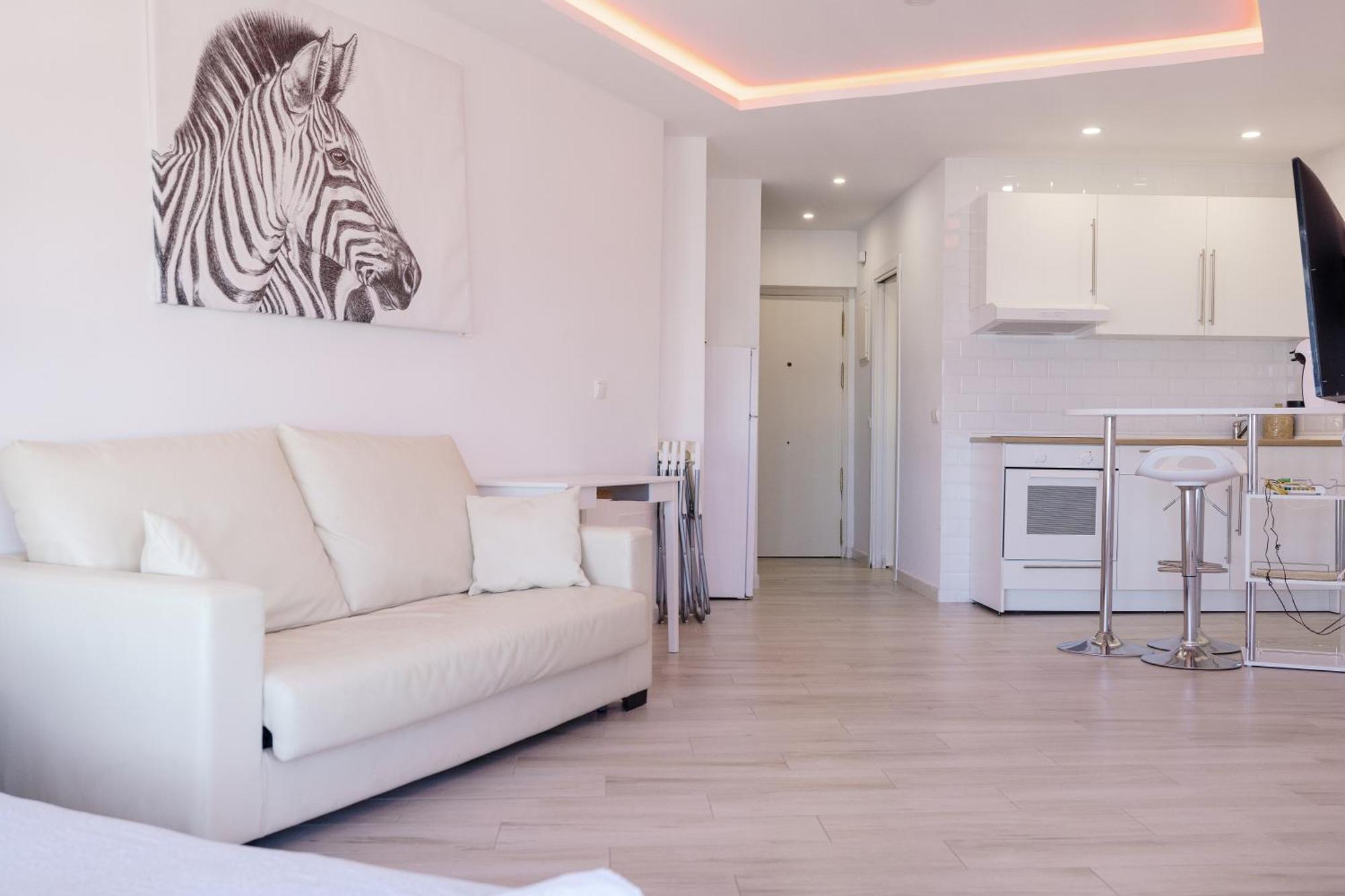 Sun Apartments Torremolinos Exterior photo